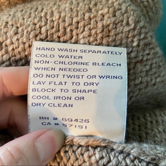 G.H. Bass‎ & Co. cardigan  sweater - Picture 7 of 7